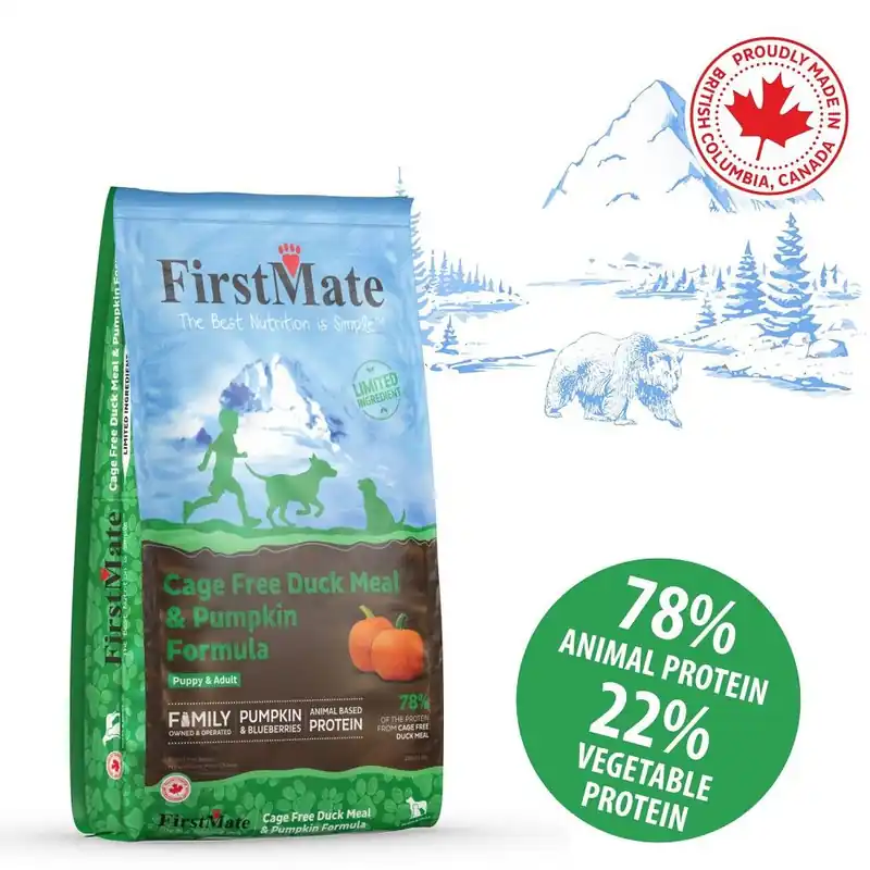 FirstMate Cage Free Duck Meal & Pumpkin 11,4 kg + Pamlsky Magnum Duck sandwich 250g ZDARMA Hit Sezóny