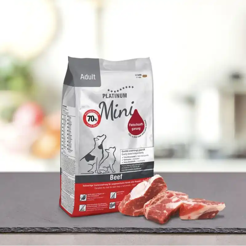 Cenová Bomba Platinum MINI Adult Beef 900g