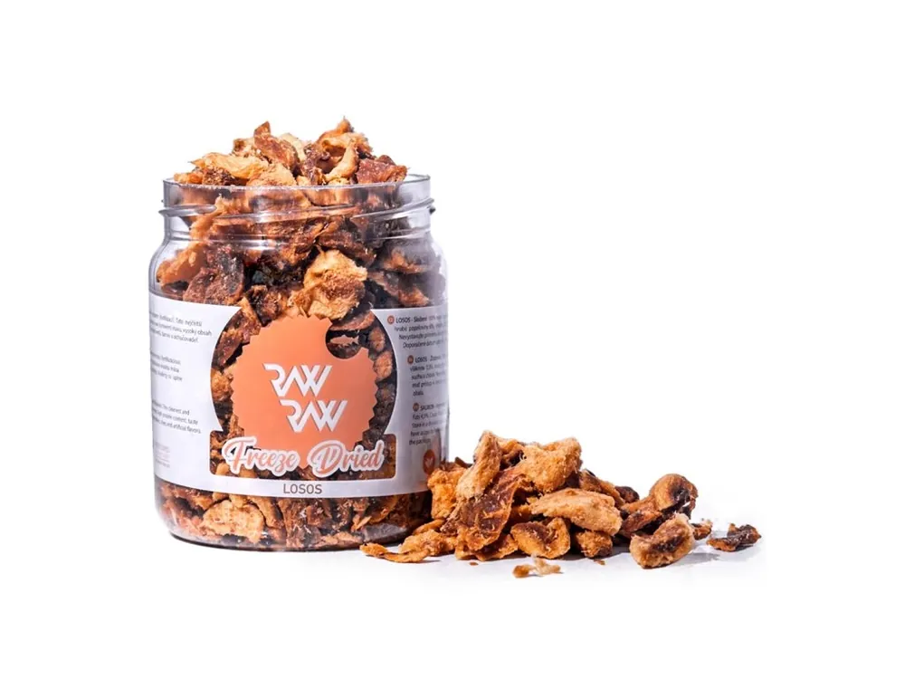 Cenově Výhodný RAW RAW mrazem sušený Losos maso 110g
